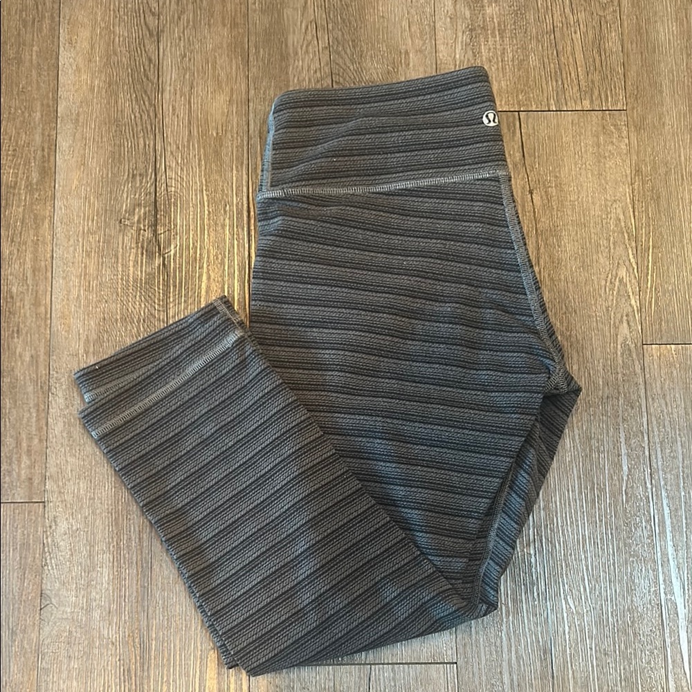 lululemon athletica Gray Leggings Stretchy Athletic Wear